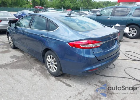 2018 Ford Fusion S из США, поврежденный, VIN 3FA6P0G72JR170778